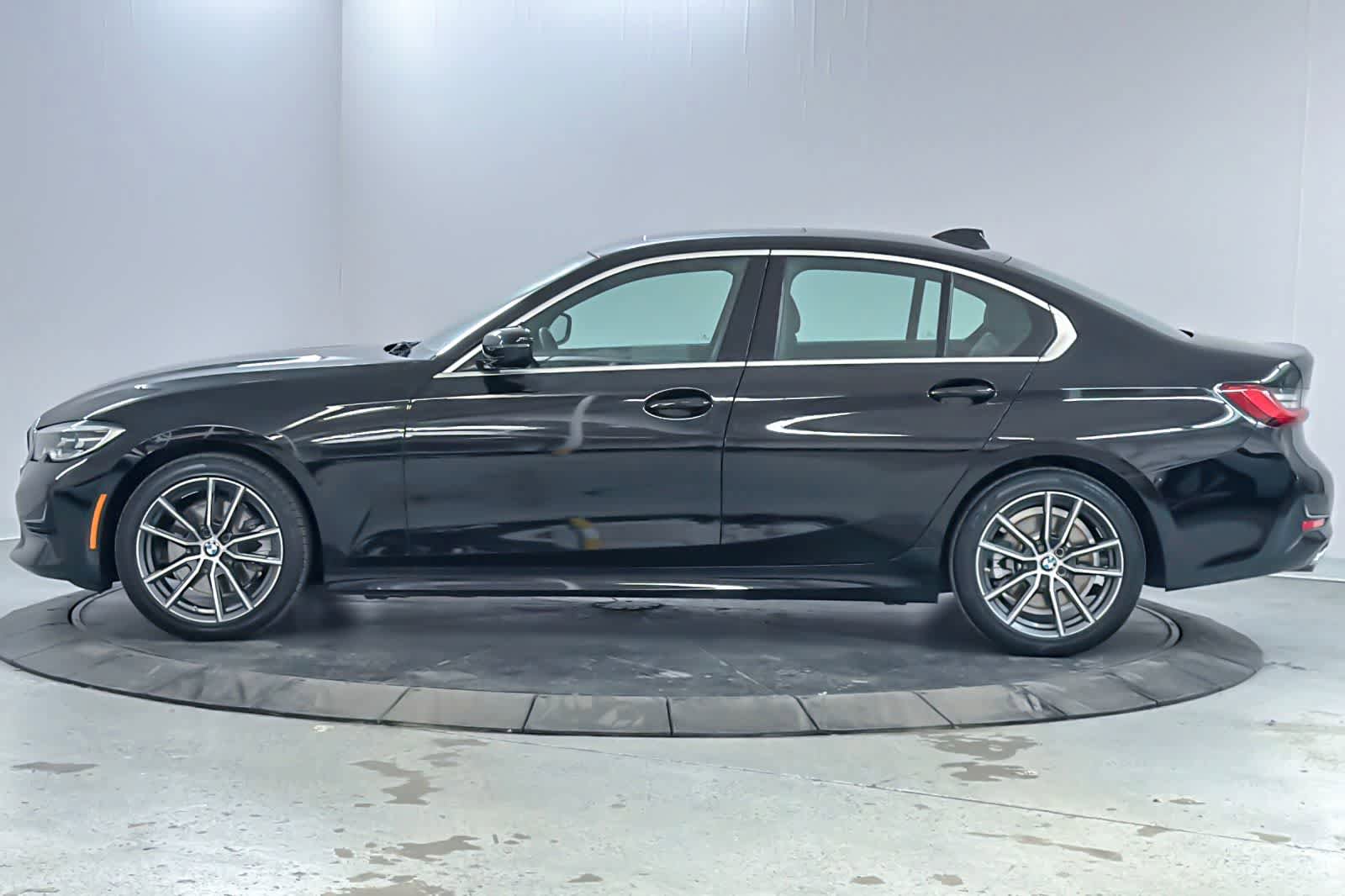 Used 2021 BMW 330i Sedan w/ Convenience Package RWD image 5