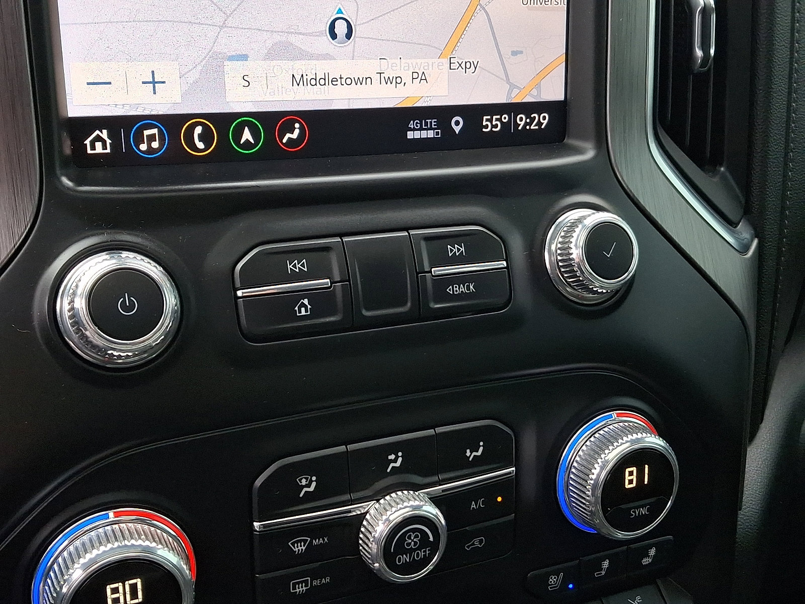Used 2019 GMC Sierra 1500 Denali w/ Denali Ultimate Package AWD/4WD image 17