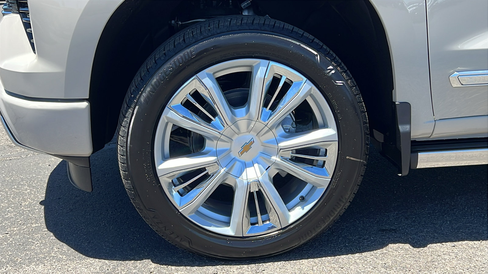 New 2026 Chevrolet Silverado 1500 High Country AWD/4WD image 11