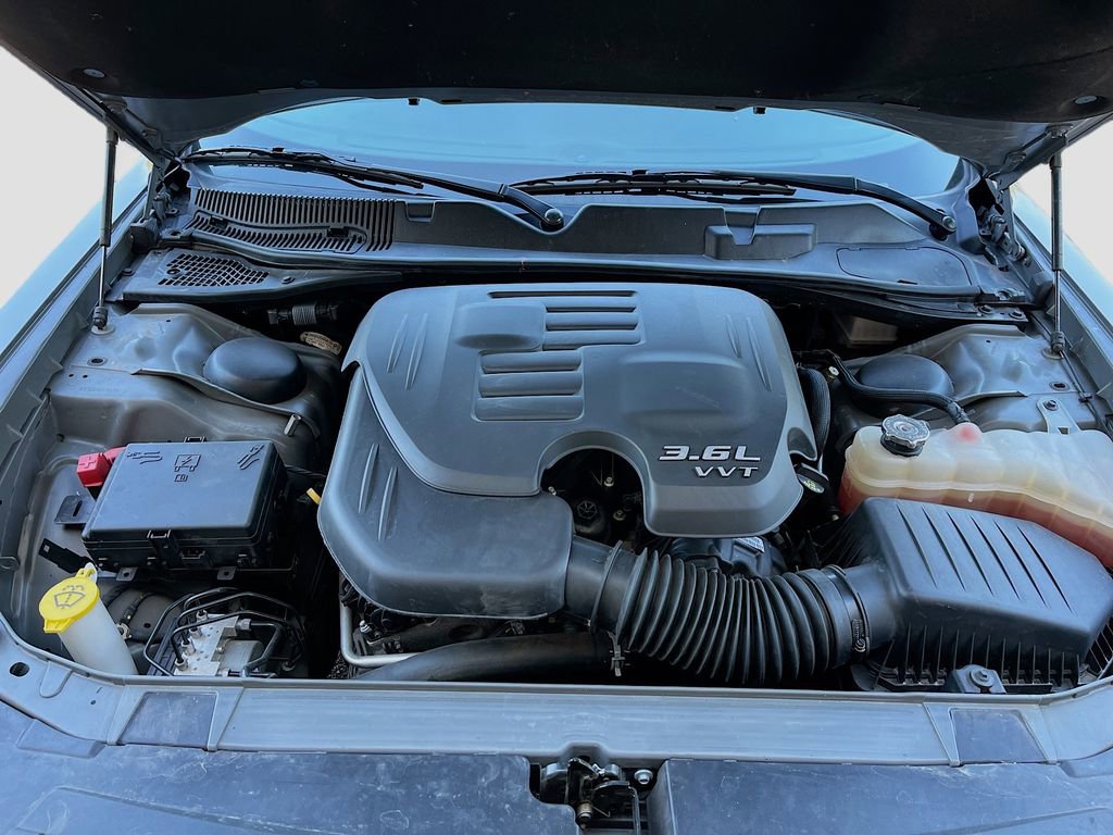 Used 2023 Dodge Challenger SXT image 28