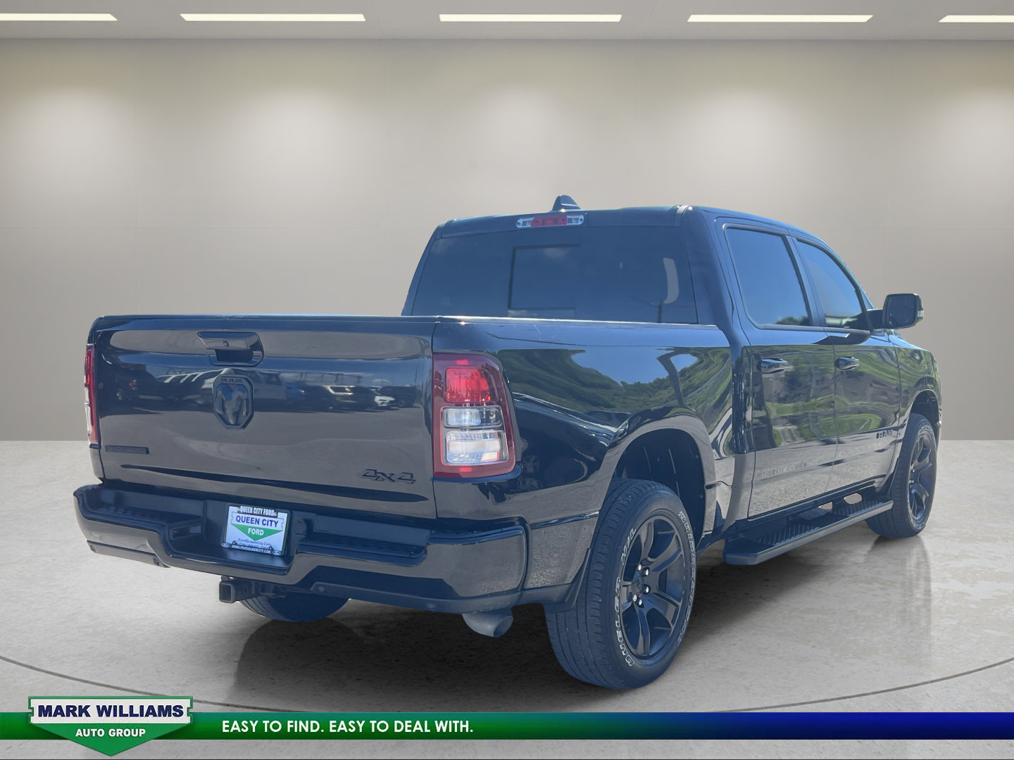 Used 2023 RAM 1500 Big Horn AWD/4WD image 3