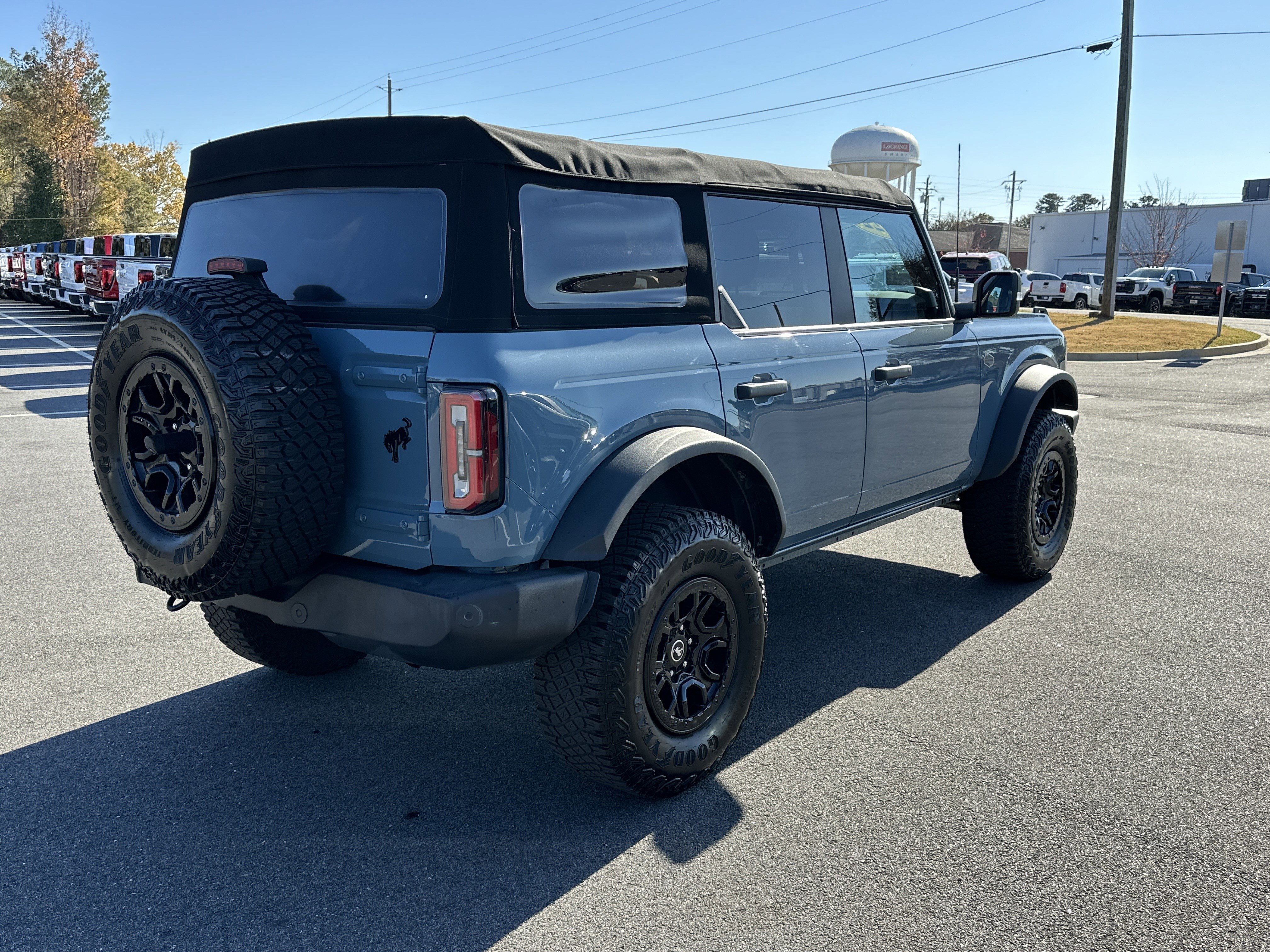 Used 2022 Ford Bronco Wildtrak image 6