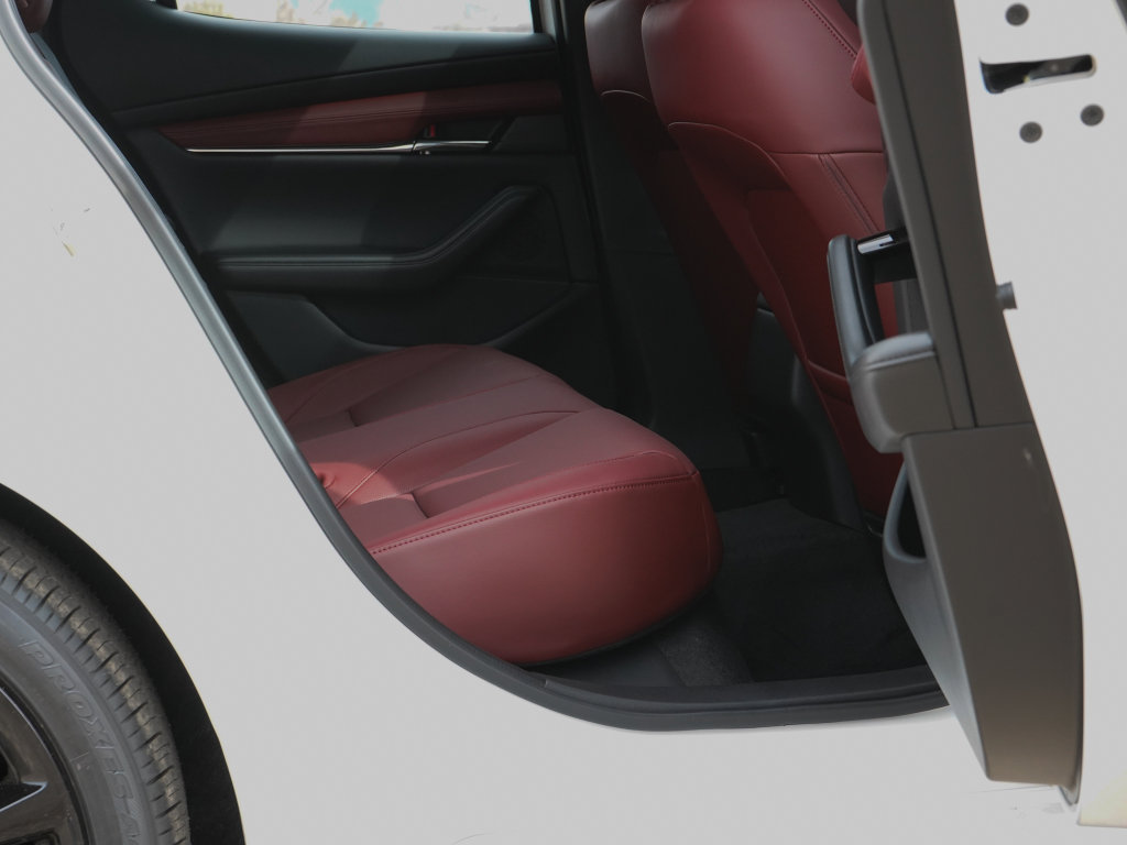 New 2026 MAZDA MAZDA3 2.5 S Hatchback w/ Premium Pkg image 30