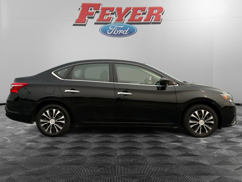 Used 2018 Nissan Sentra S FWD image 6