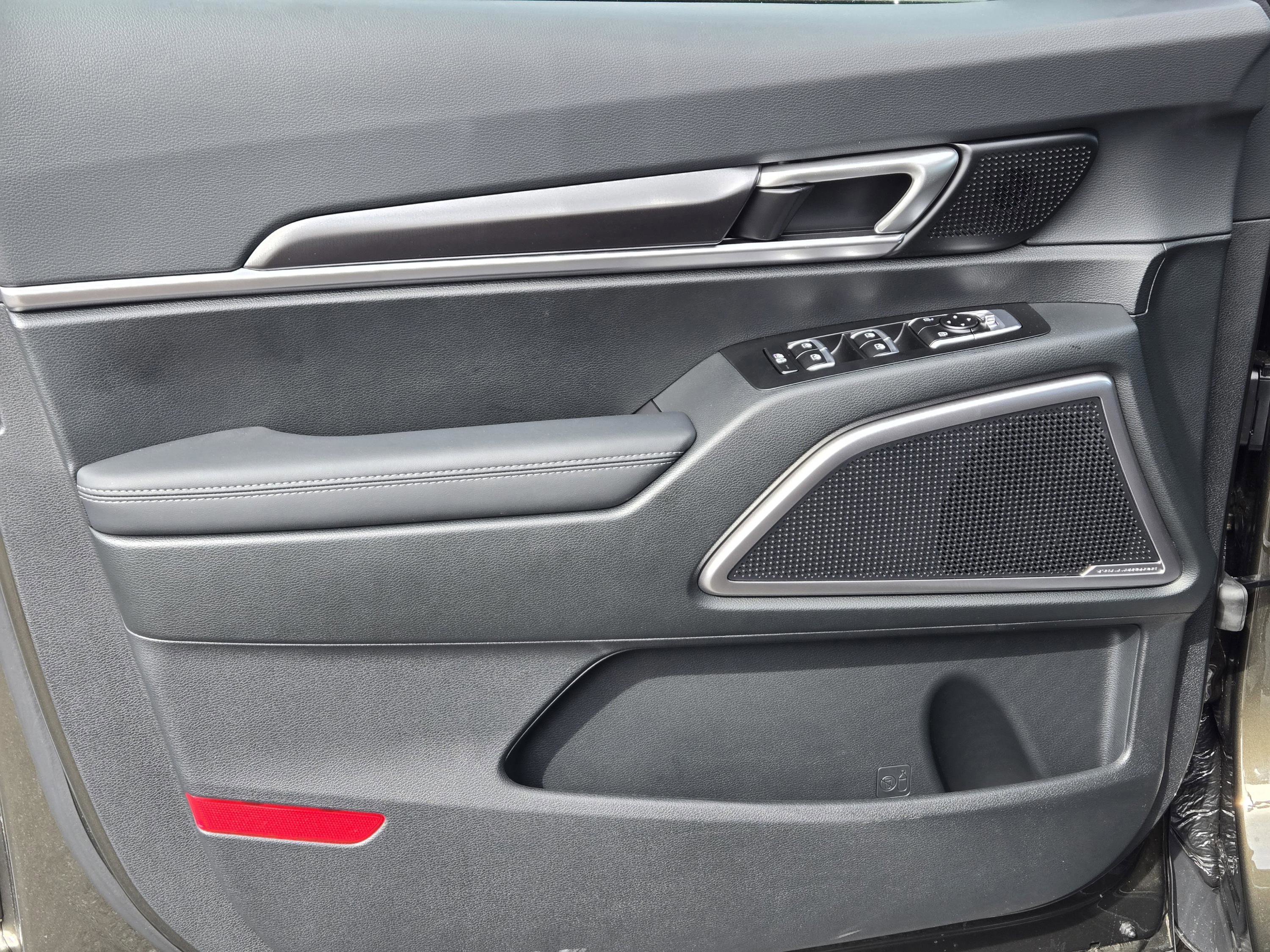 New 2025 Kia Telluride S image 13