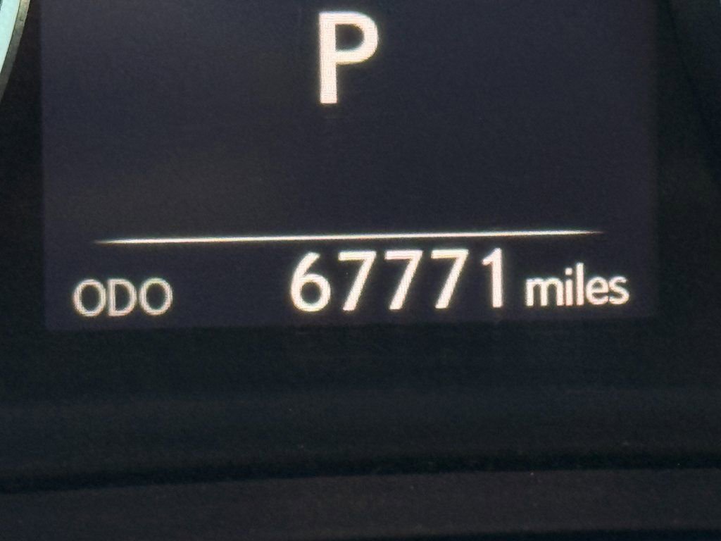 Used 2018 Lexus IS 300 AWD w/ Comfort Package image 3