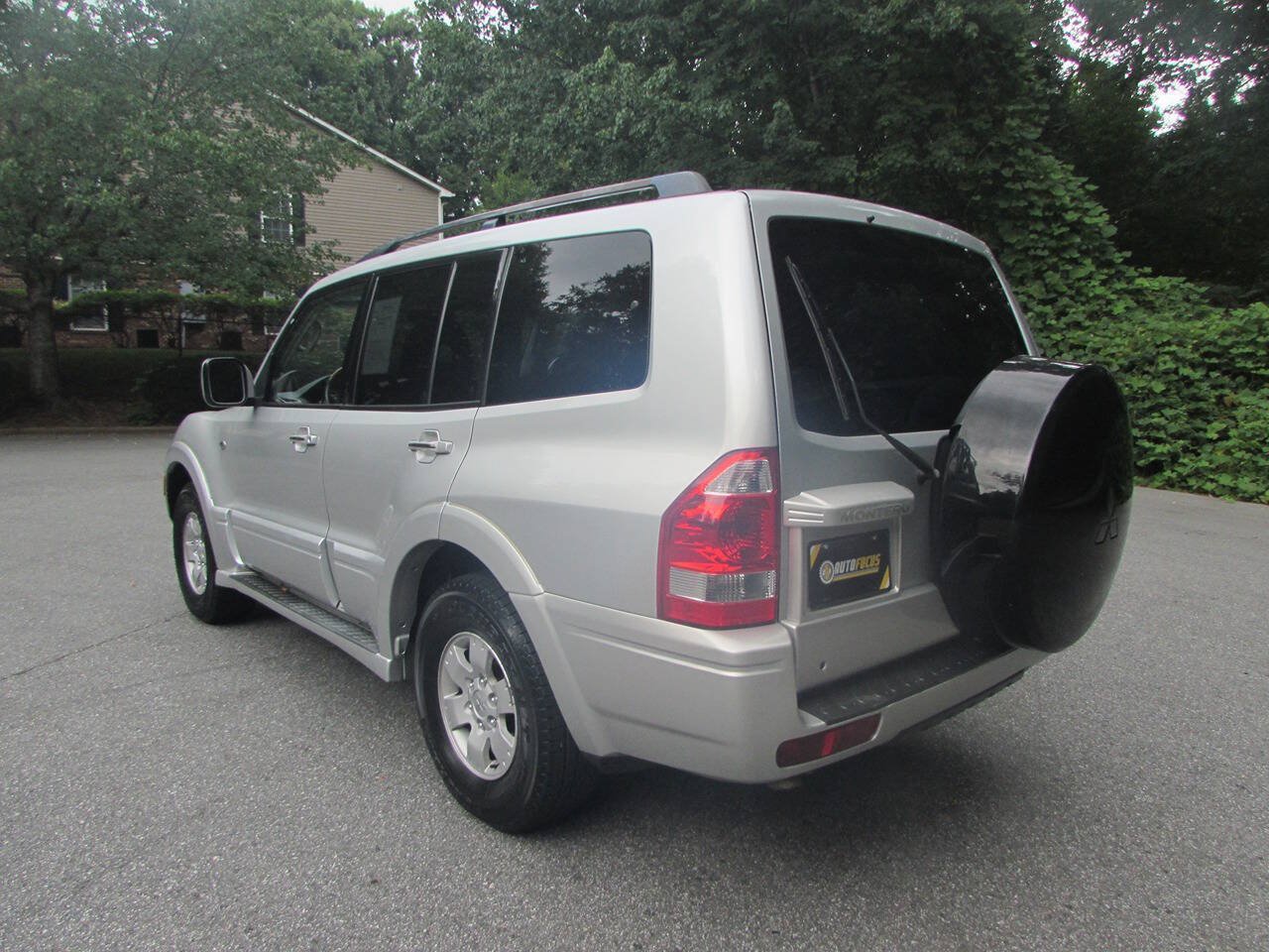 Used 2003 Mitsubishi Montero Limited AWD/4WD image 5