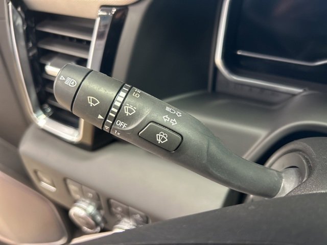 Used 2025 GMC Sierra 3500 Denali w/ Denali Reserve Package image 23