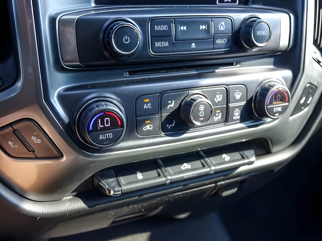 Used 2018 Chevrolet Silverado 1500 LT w/ All Star Edition AWD/4WD image 20