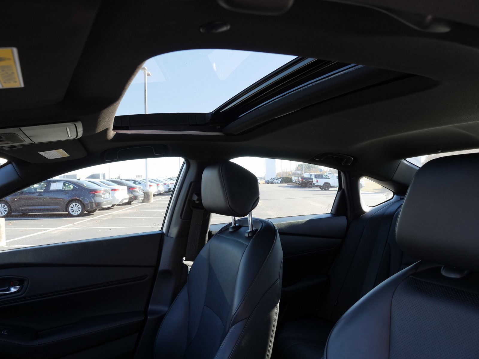 Used 2025 Honda Accord Sport image 30