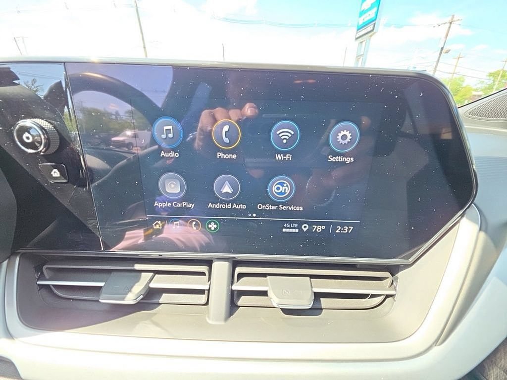Certified 2024 Chevrolet Trax RS FWD image 15