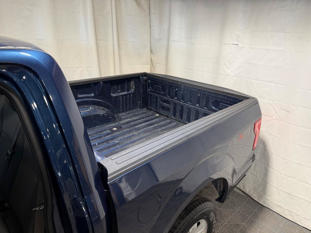 Used 2016 Ford F150 XLT AWD/4WD image 22