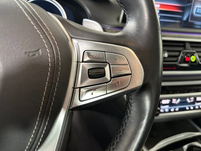 Used 2017 BMW 750i xDrive image 16