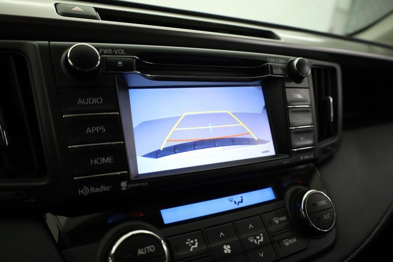 Used 2016 Toyota RAV4 XLE image 18