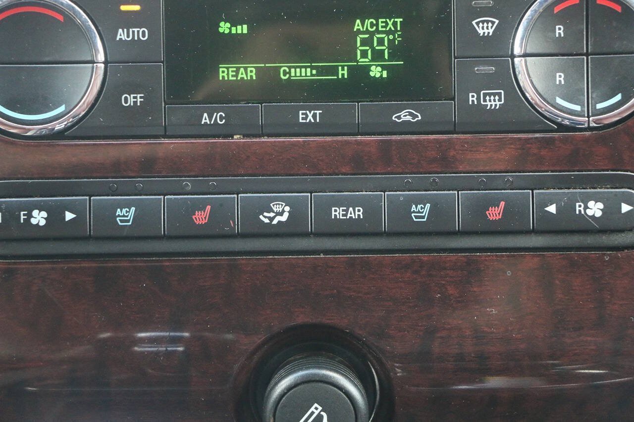 Used 2013 Ford Expedition EL King Ranch AWD/4WD image 25