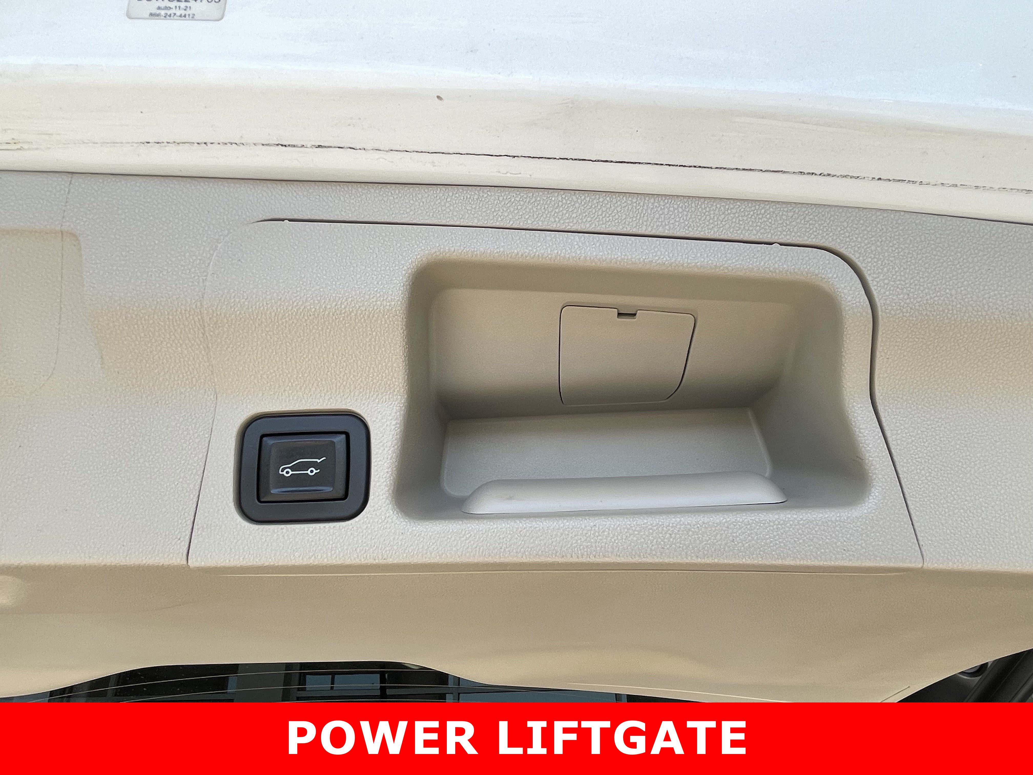 Used 2019 GMC Acadia Denali w/ Technology Package FWD image 26