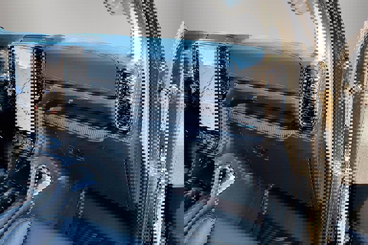 Used 2024 Ford Ranger Lariat w/ FX4 Off-Road Package image 27