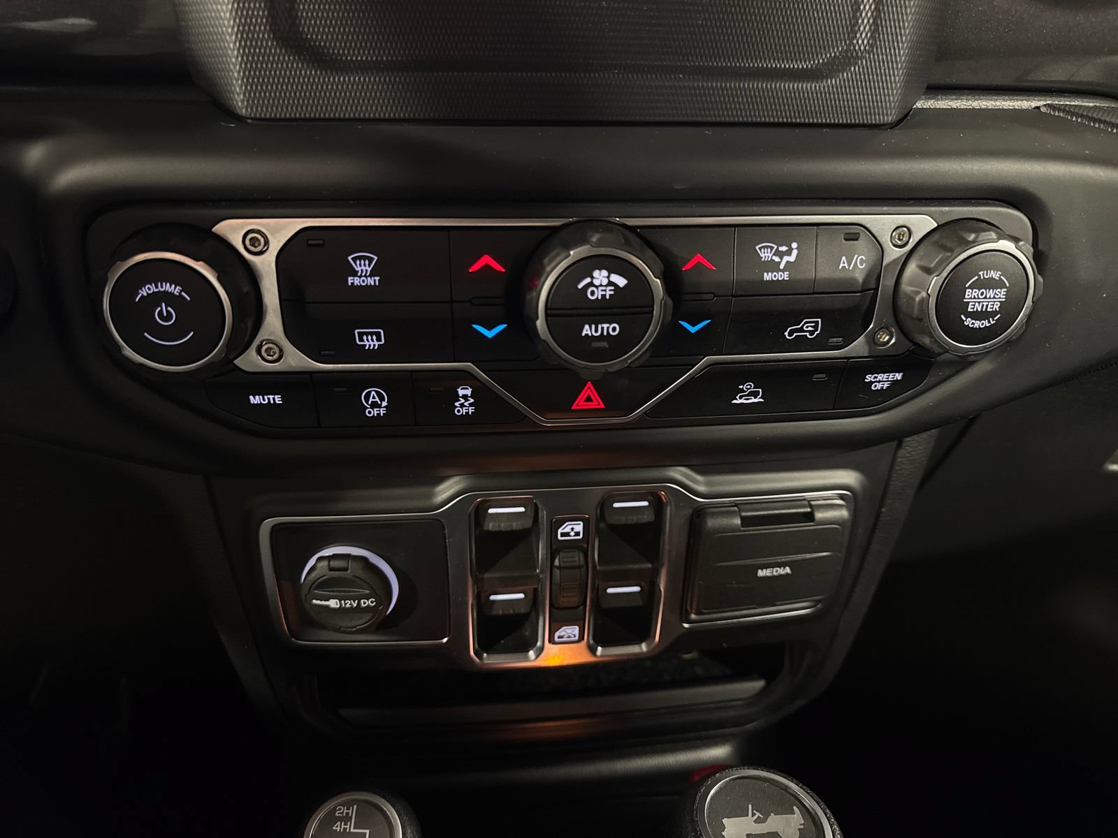 Used 2022 Jeep Wrangler Unlimited Sport AWD/4WD image 22
