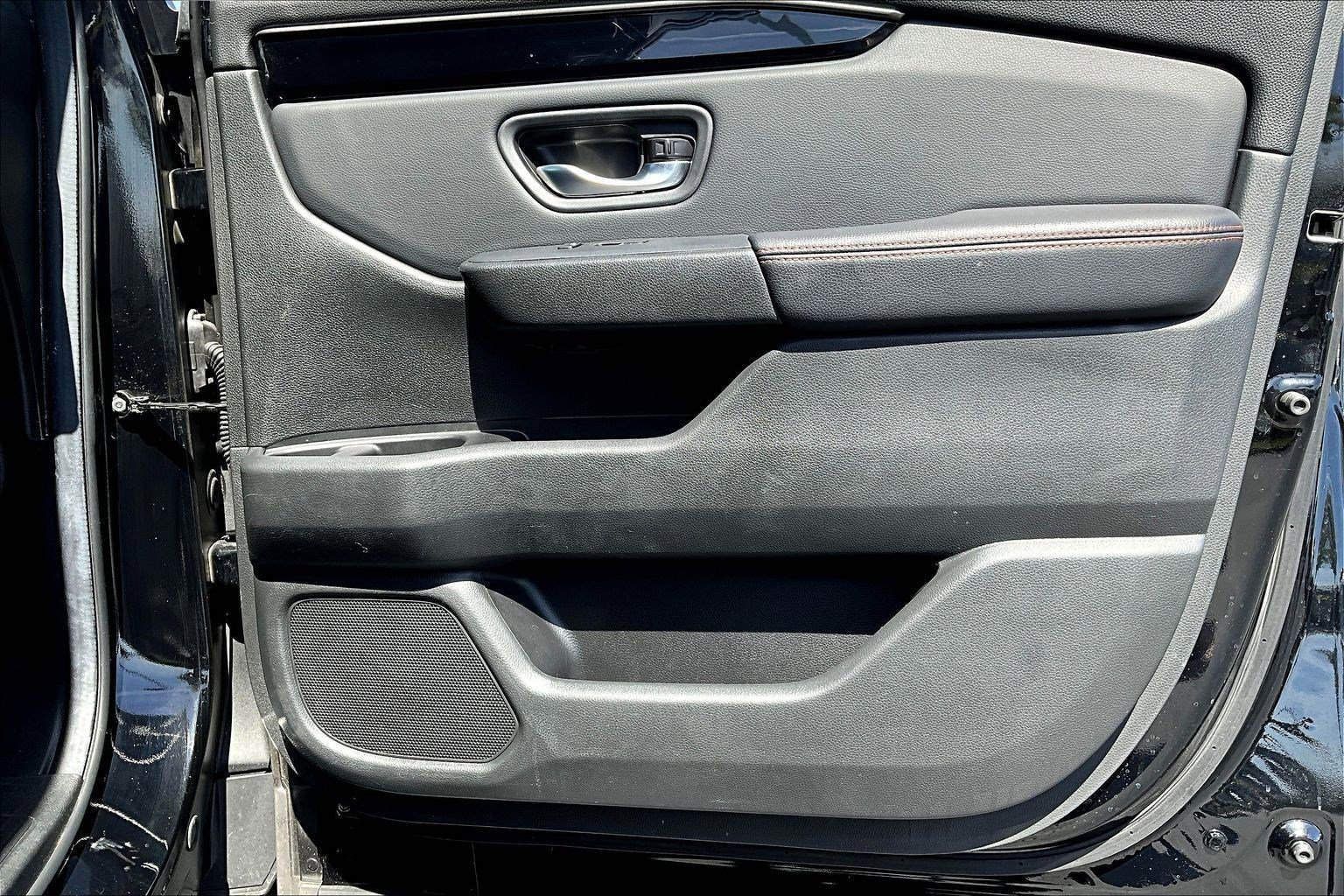 Certified 2024 Honda Pilot TrailSport image 32
