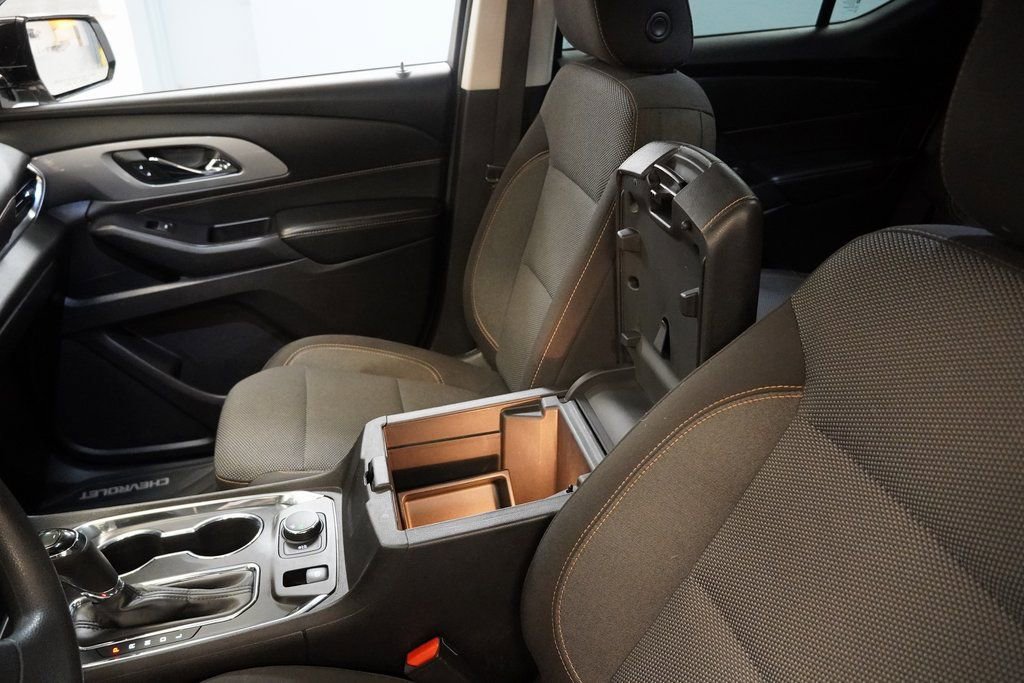 Used 2018 Chevrolet Traverse LS FWD image 10