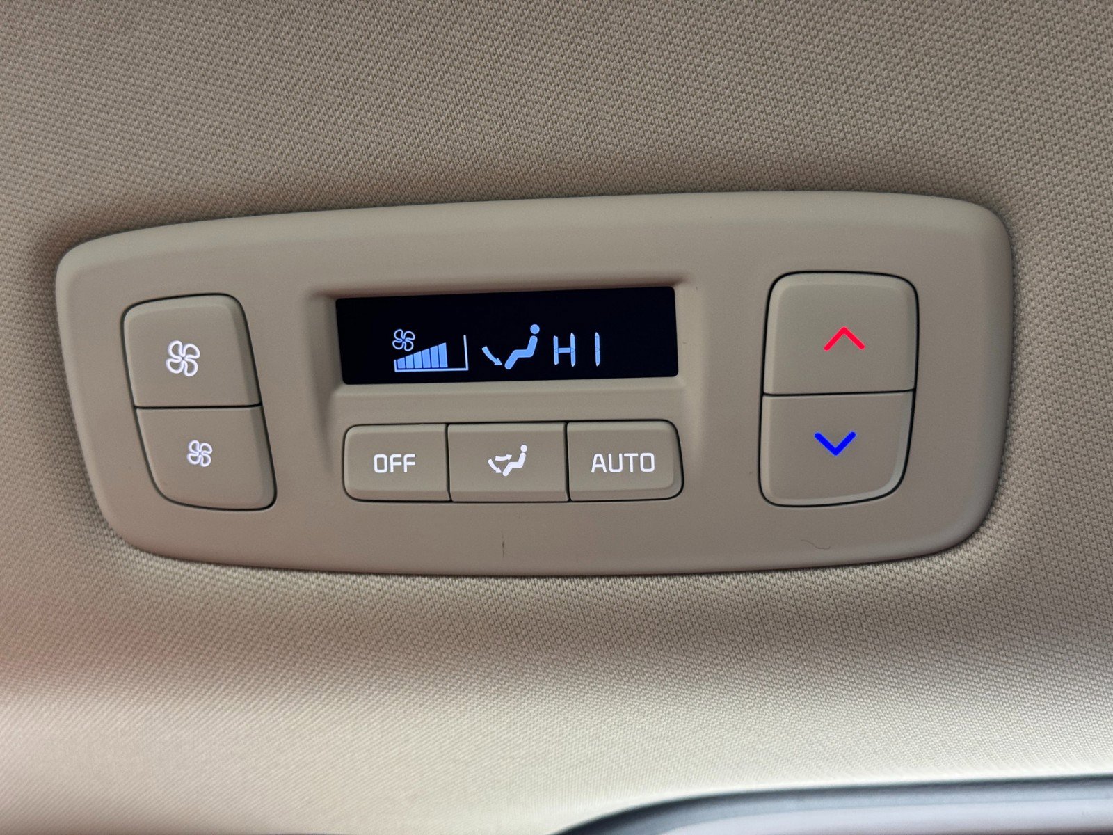 Used 2024 Kia Carnival SX FWD image 36