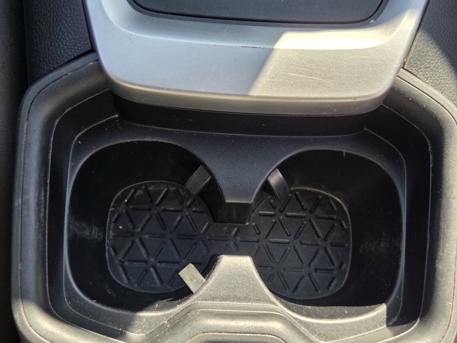 Used 2019 Toyota RAV4 XLE image 16