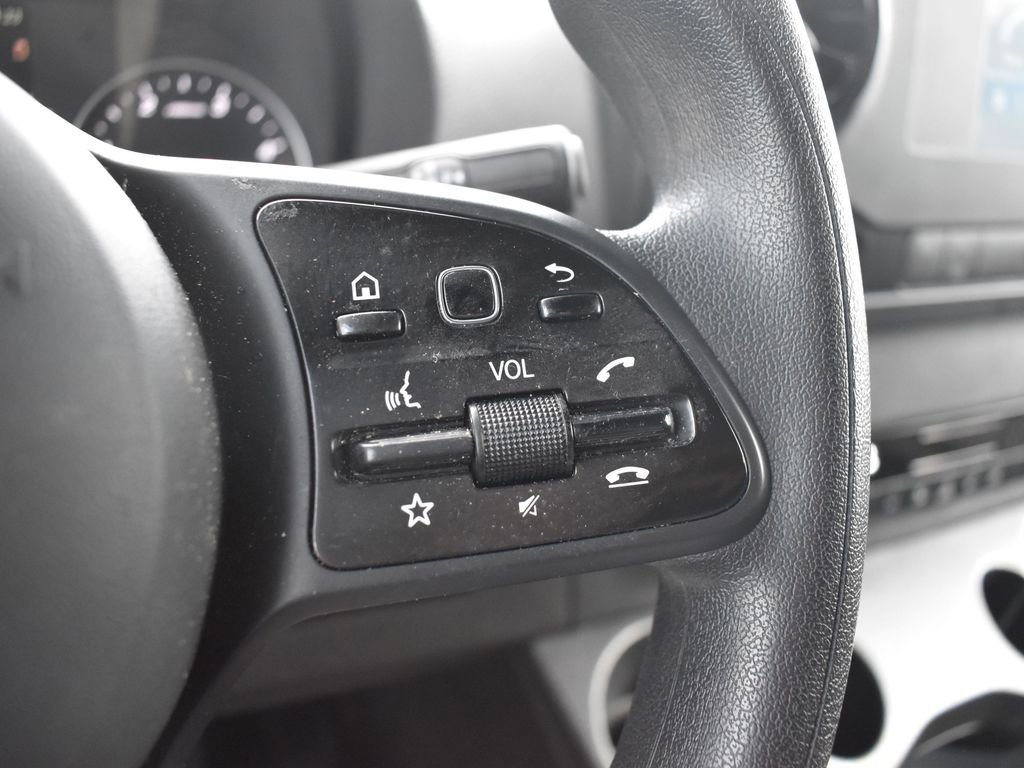 Used 2024 Mercedes-Benz Sprinter 2500 image 18