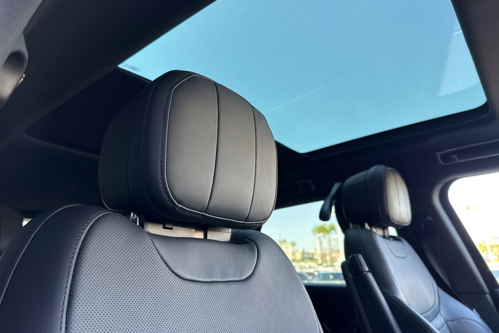 Certified 2023 Land Rover Range Rover Sport SE image 18