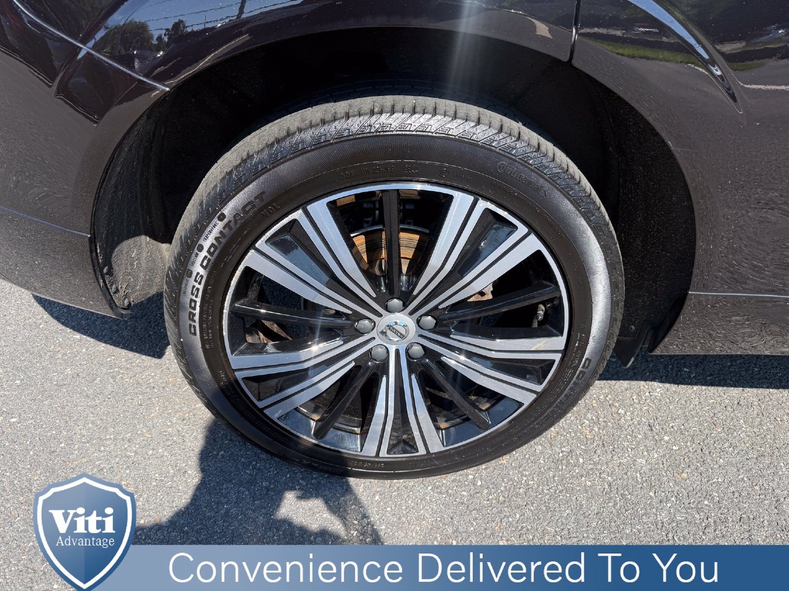 Certified 2023 Volvo XC60 B5 Plus AWD/4WD image 14