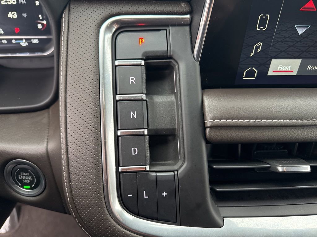 Used 2022 GMC Yukon XL SLT w/ SLT Luxury Package RWD image 19