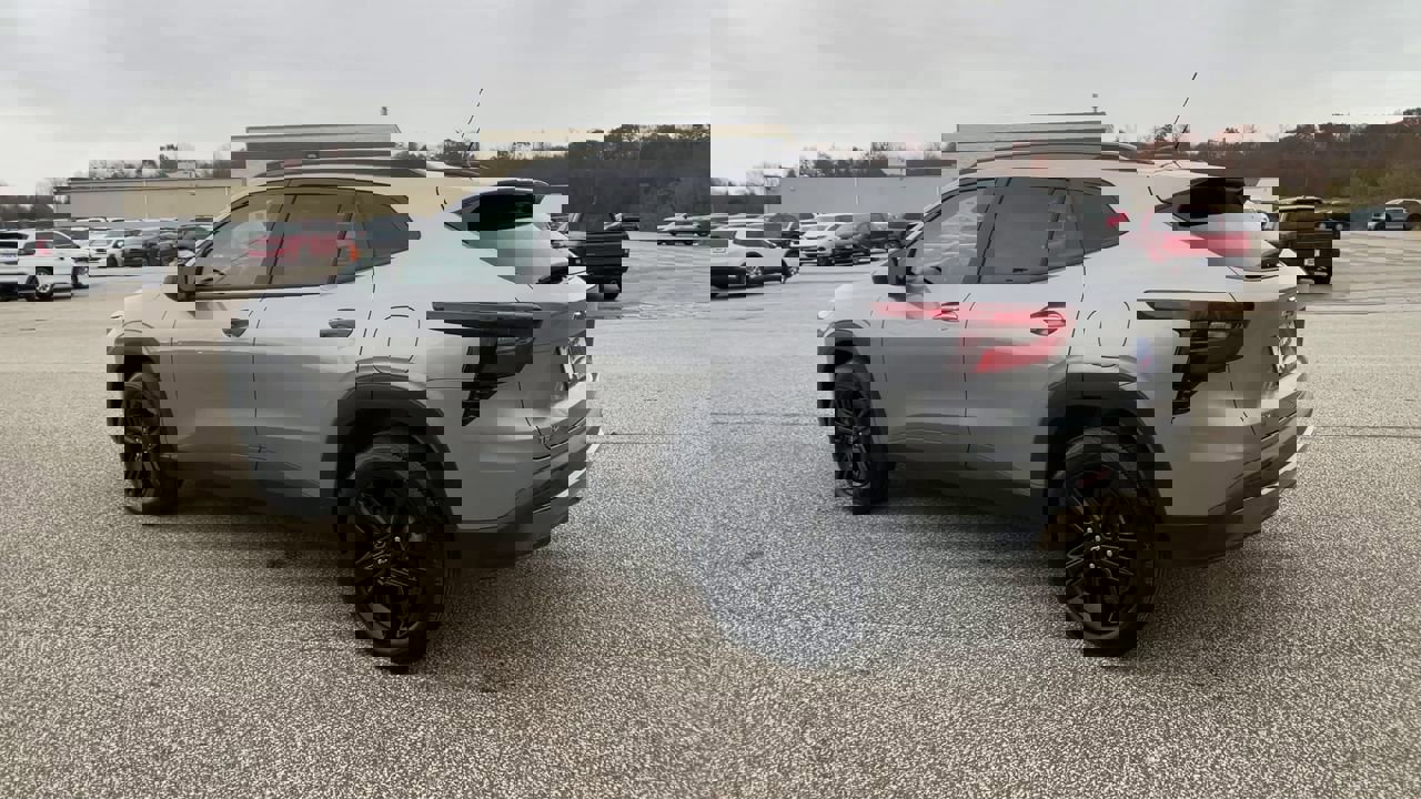 Used 2025 Chevrolet Trax ACTIV w/ Driver Confidence Package image 7