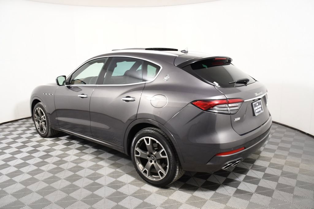 Used 2021 Maserati Levante S image 3