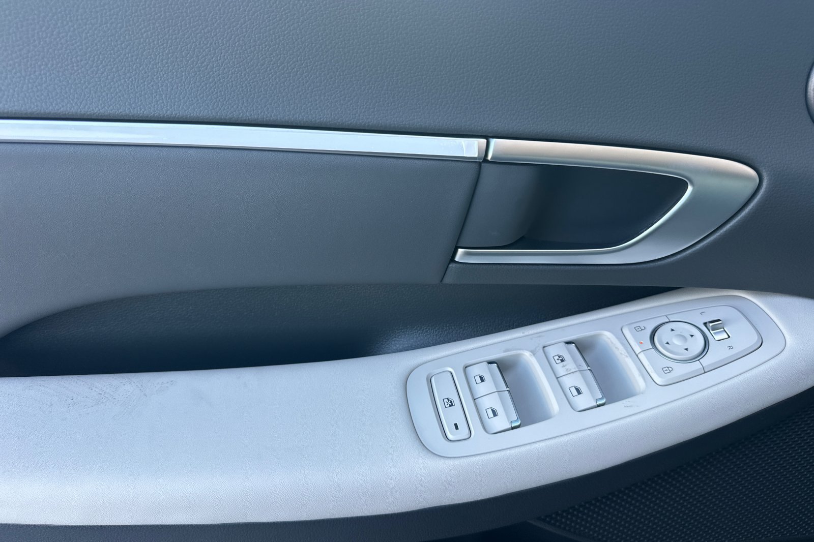 New 2027 Hyundai Sonata Blue FWD image 12