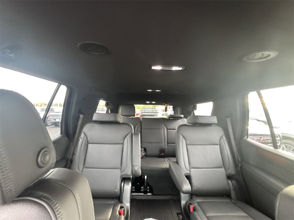 New 2026 GMC Yukon Denali w/ LPO, Floor Liner Package image 13