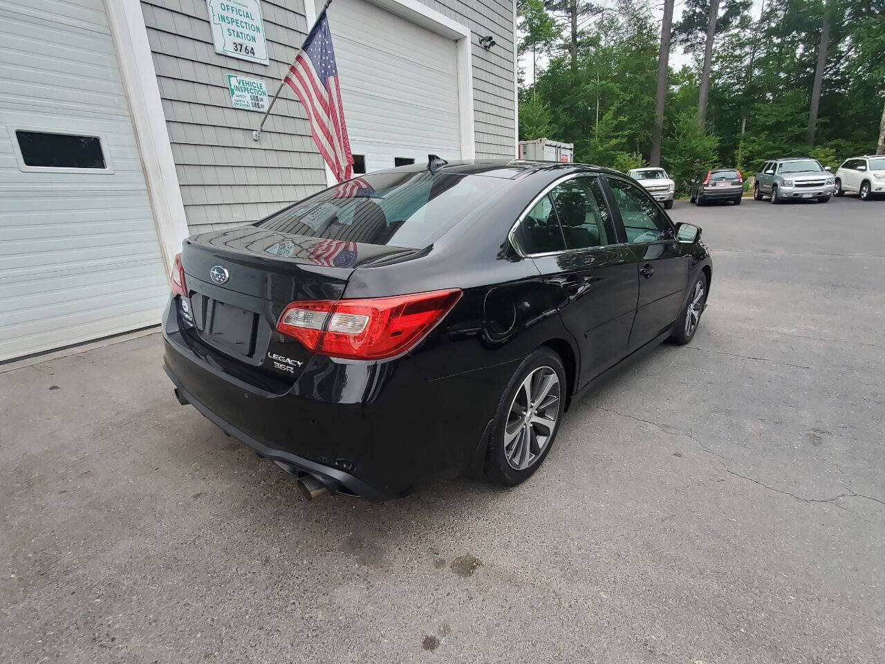 Used 2019 Subaru Legacy 3.6R Limited AWD/4WD image 7