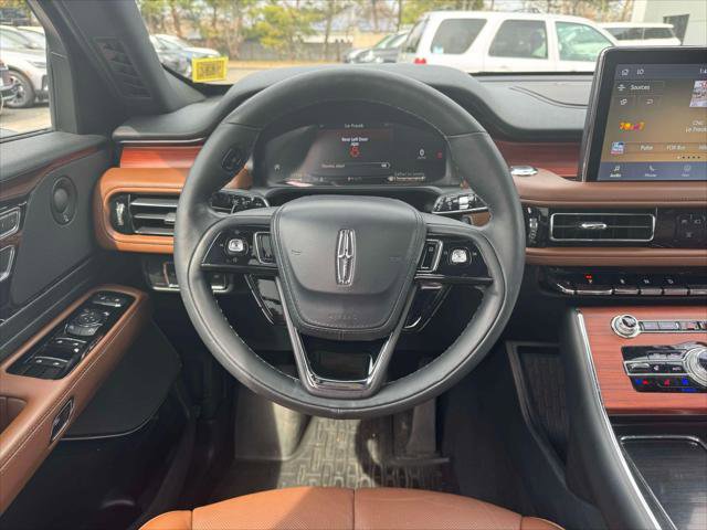 Used 2023 Lincoln Aviator Reserve w/ Elements Package Plus image 18