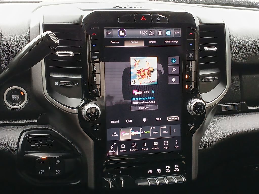 Used 2025 RAM 2500 Big Horn AWD/4WD image 13