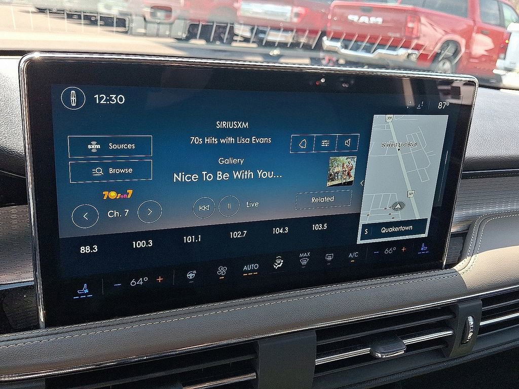 Used 2023 Lincoln Corsair AWD w/ Equipment Group 101A image 17