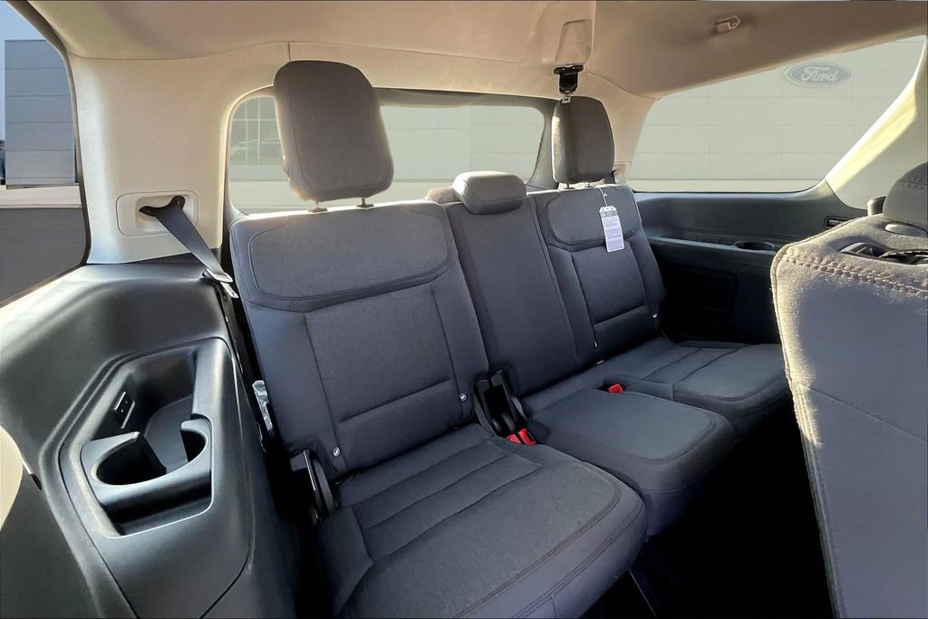 New 2025 Ford Expedition Active AWD/4WD image 29