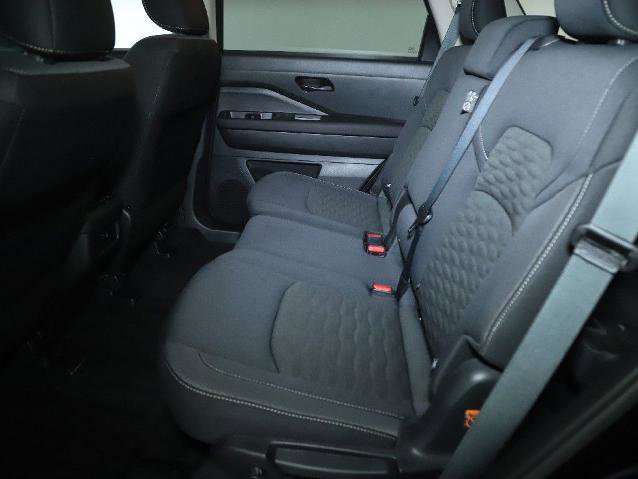 Certified 2025 Nissan Pathfinder SV AWD/4WD image 14
