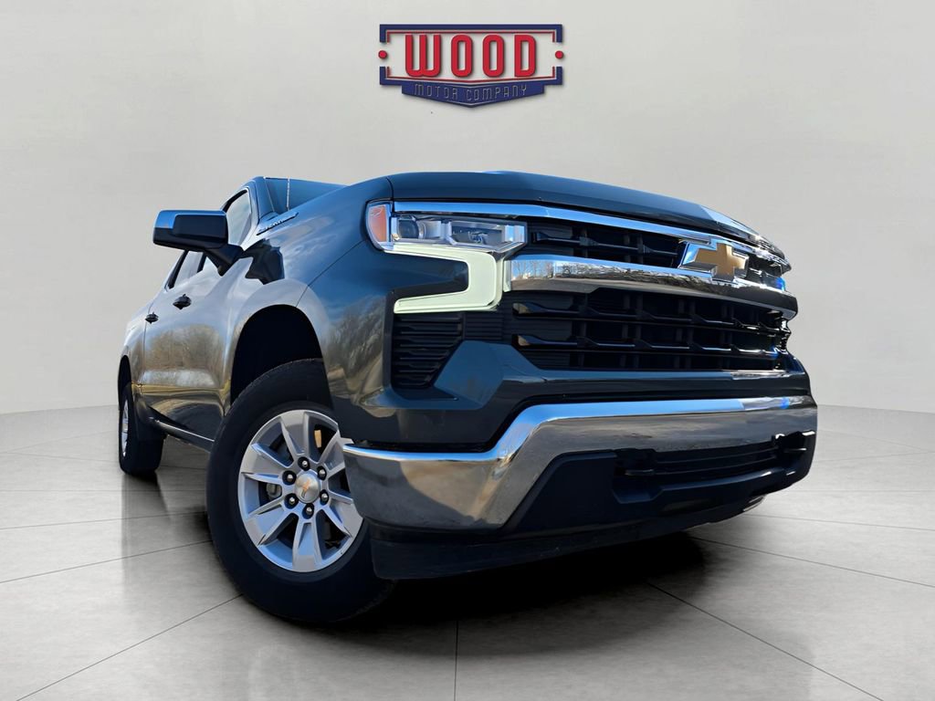 Used 2025 Chevrolet Silverado 1500 LT image 4