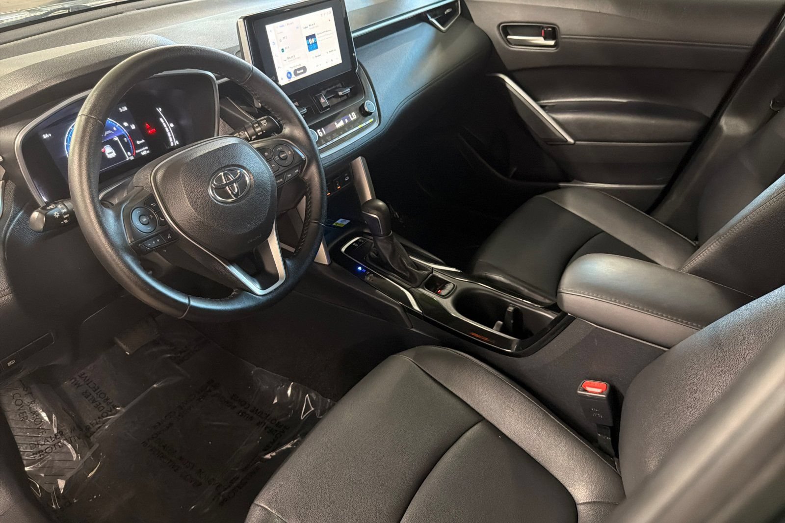 Certified 2023 Toyota Corolla Cross XLE AWD/4WD image 11