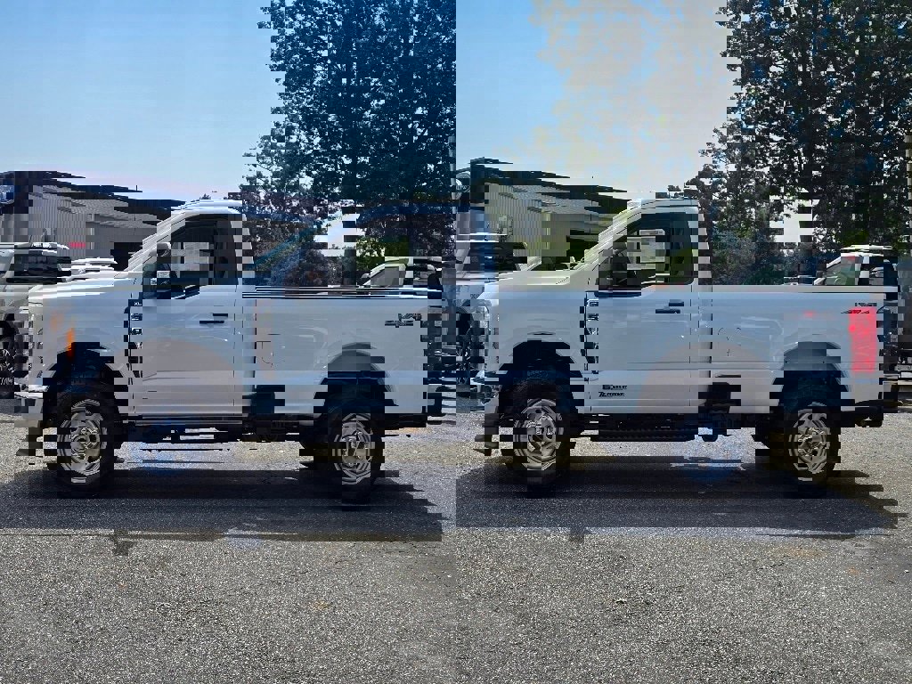 New 2026 Ford F350 XL w/ XL Chrome Package image 23