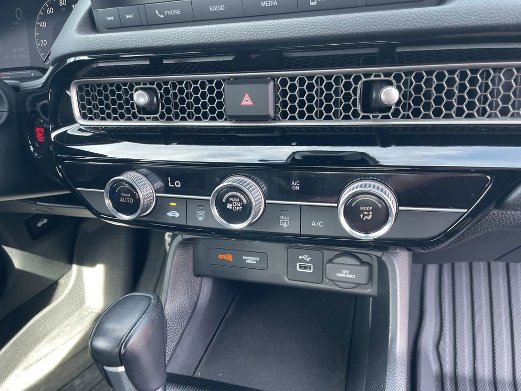 Used 2023 Honda Civic Sport image 25