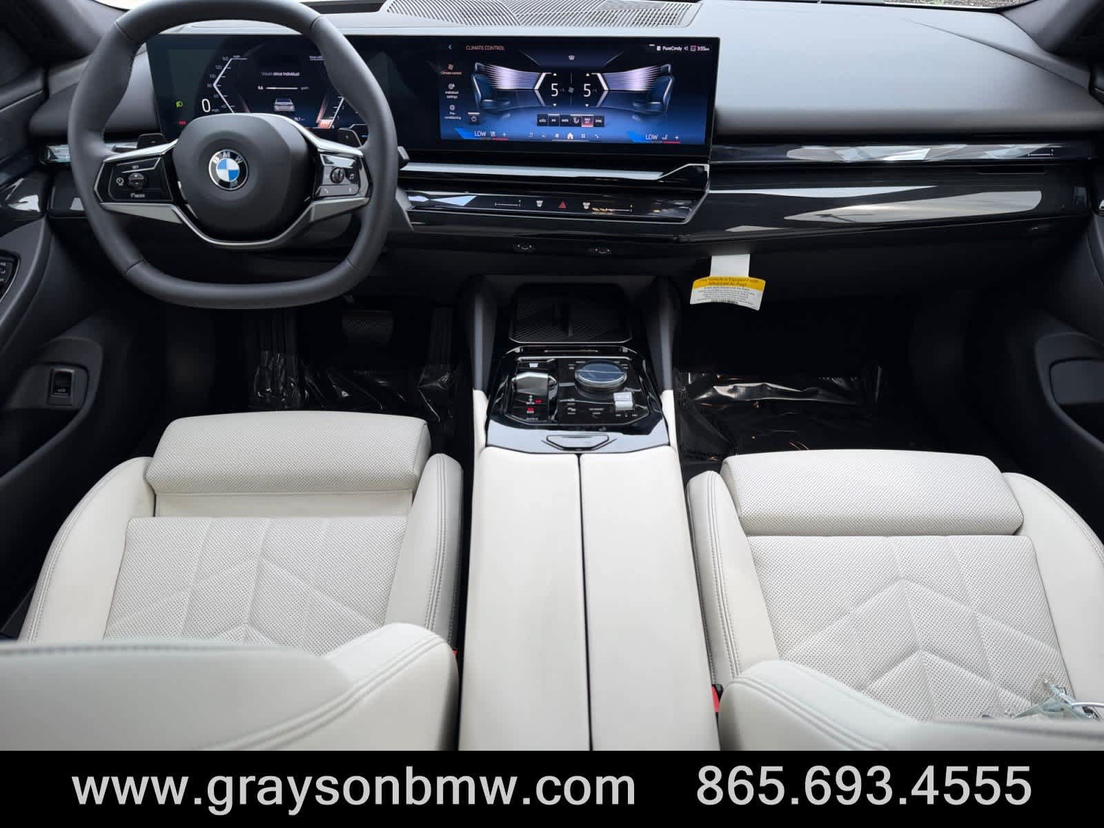 Used 2026 BMW 540i xDrive AWD/4WD image 21