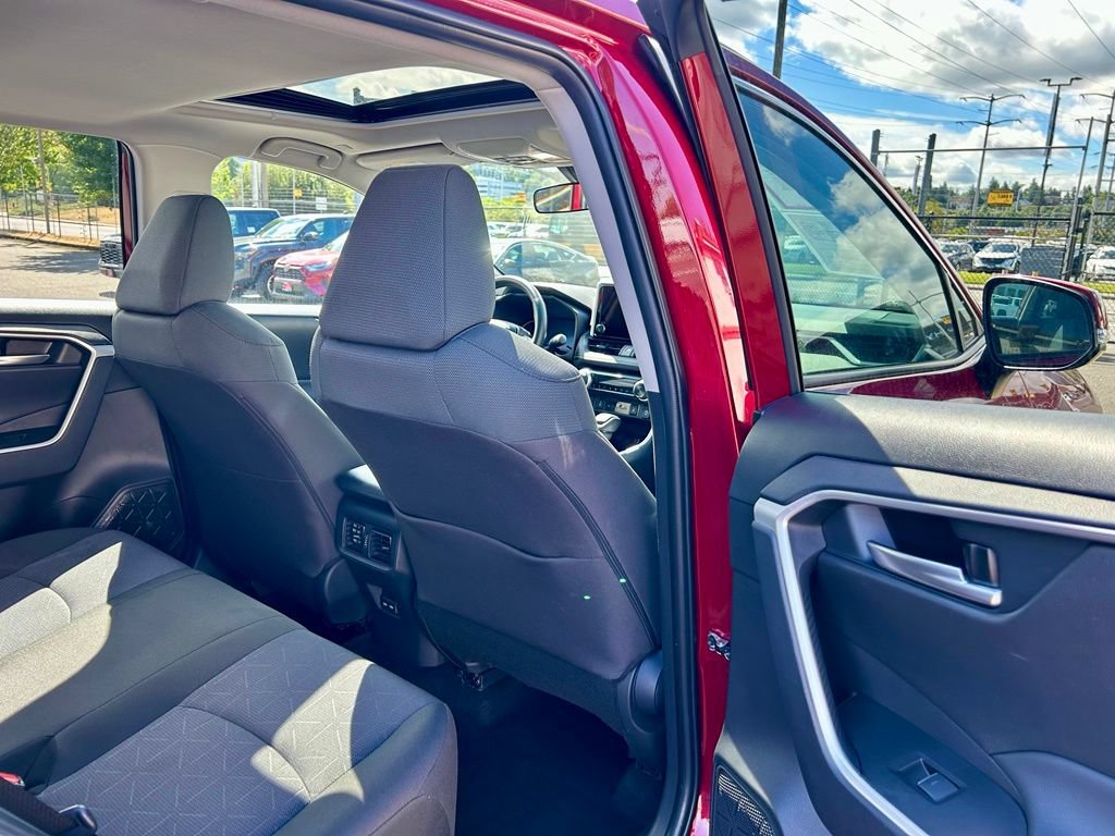 Certified 2025 Toyota RAV4 XLE w/ Convenience Package AWD/4WD image 13