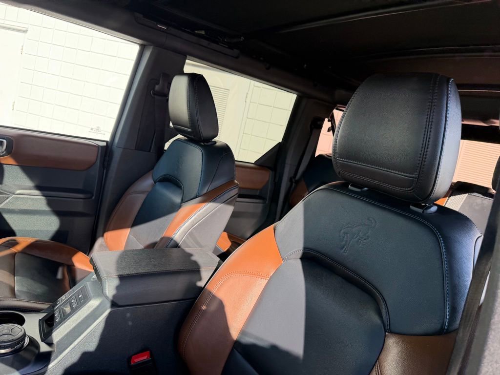 Used 2024 Ford Bronco Outer Banks image 18