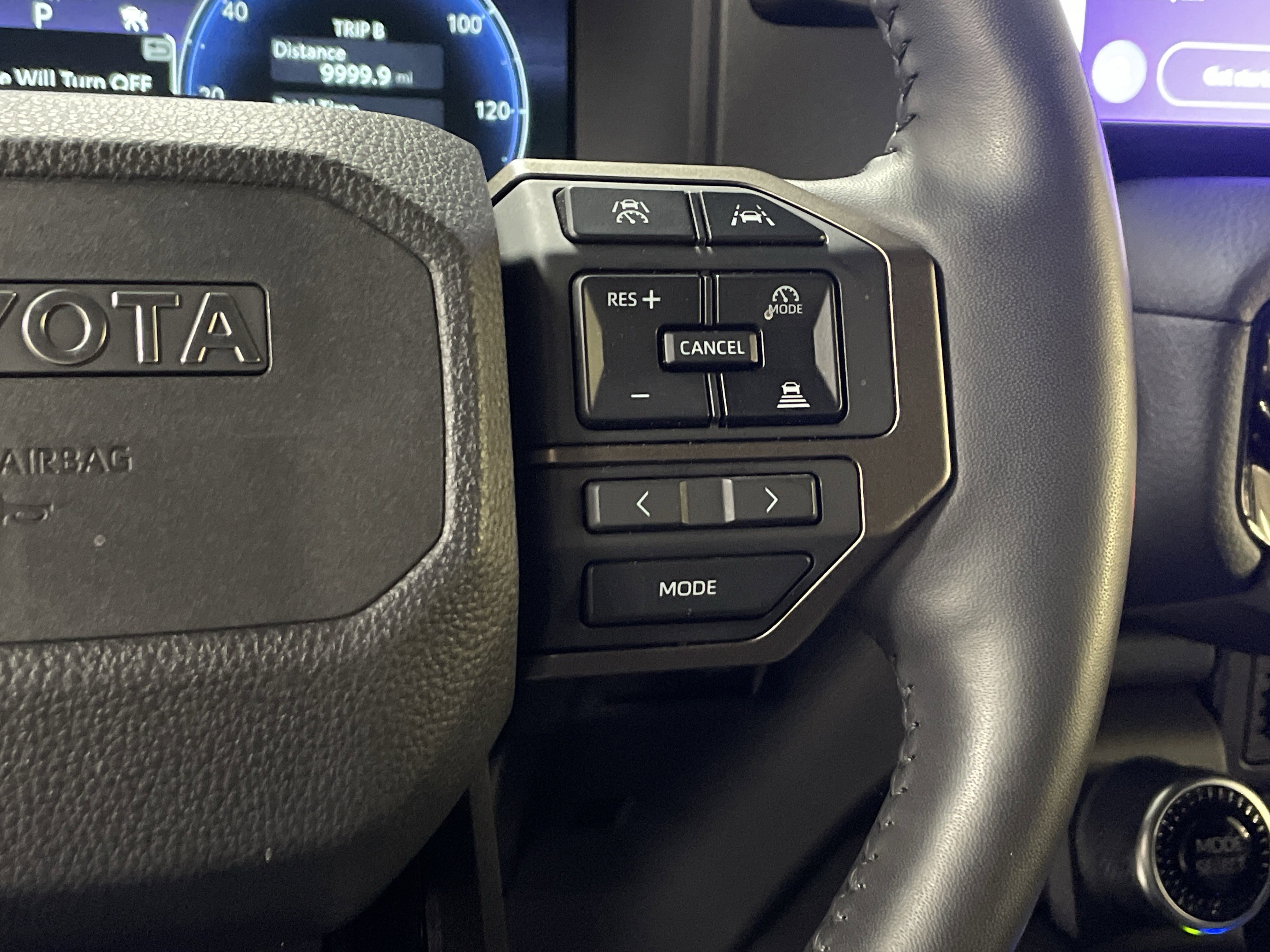 Used 2024 Toyota Land Cruiser image 20