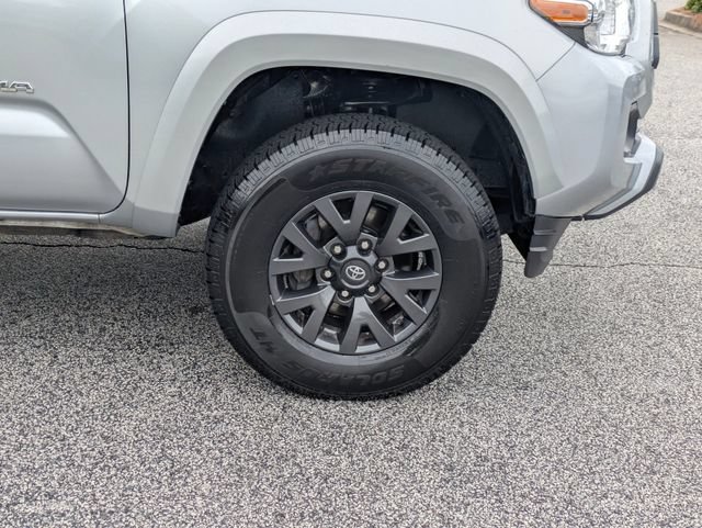 Used 2023 Toyota Tacoma SR5 RWD image 11