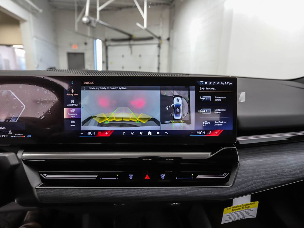 Certified 2025 BMW 530i xDrive w/ Premium Package image 18